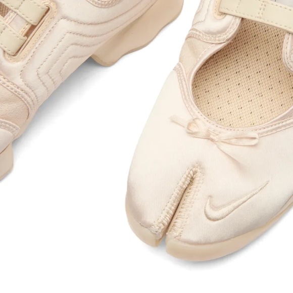 Women's Nike Air Rift BUCKLE Ballet sneakers 7 New Pink - Picture 6 of 11